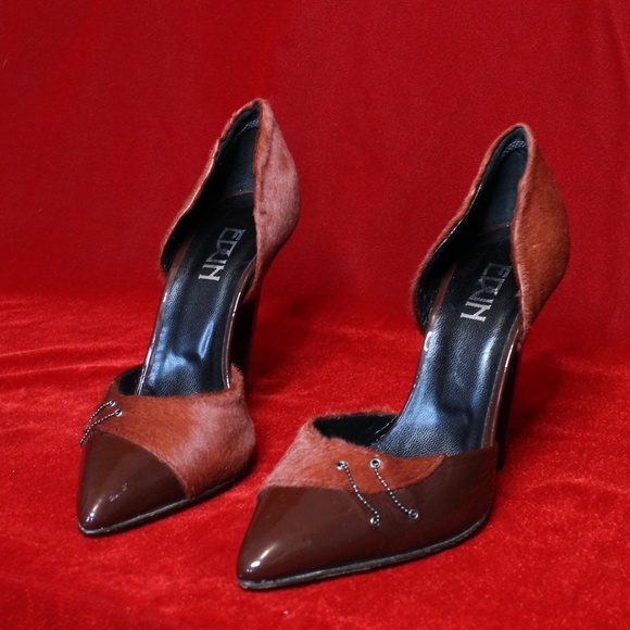 Vintage Shoes - Vintage 80s Italian Red Pointed-Toe Pumps